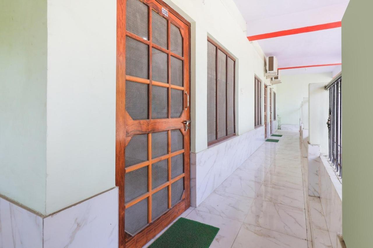 Hotel Chitrarth & Party Lawn Haldwani Bagian luar foto